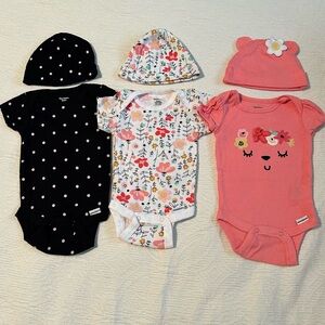 Preowned Gerber Baby Girl Short Sleeve Onesies Bodysuits, 3-Pack Newborn